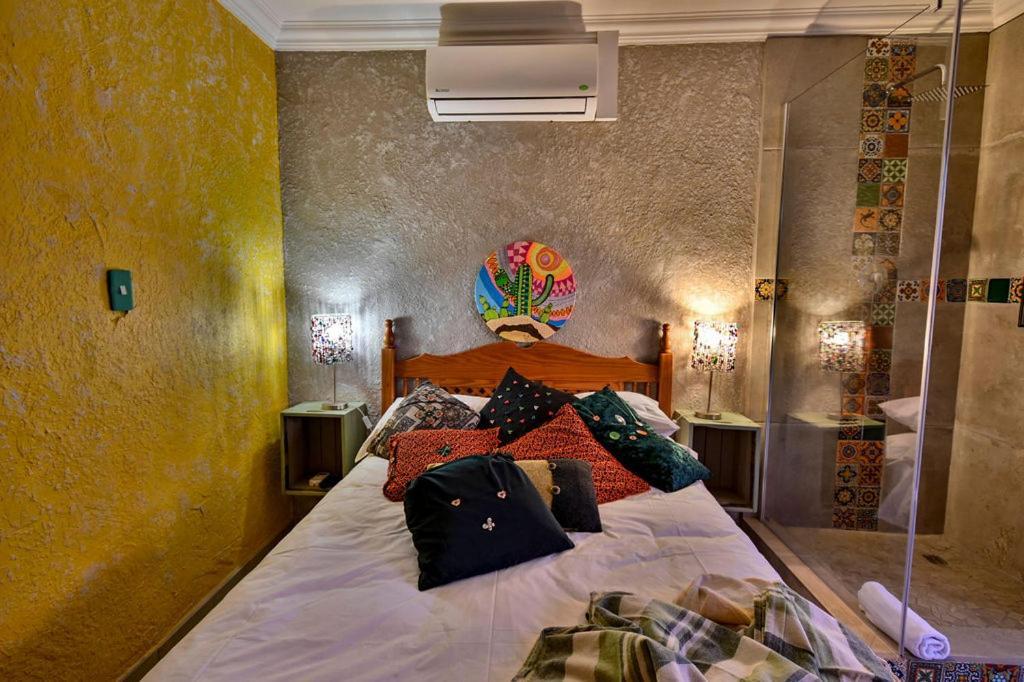 Iszis Guest House บลูมฟอนเทน ภายนอก รูปภาพ