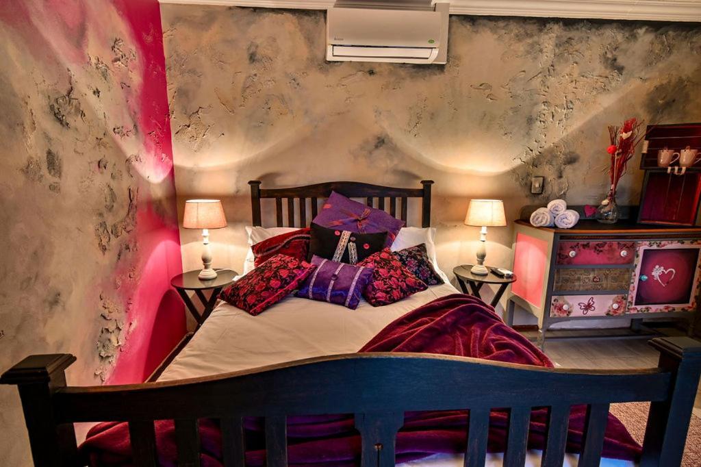 Iszis Guest House บลูมฟอนเทน ภายนอก รูปภาพ
