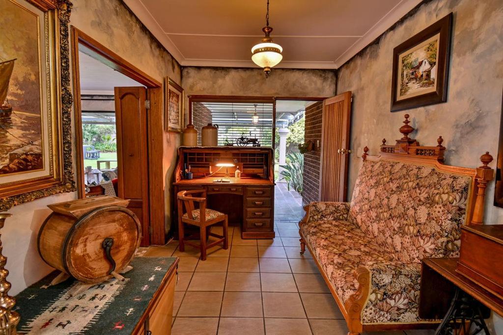 Iszis Guest House บลูมฟอนเทน ภายนอก รูปภาพ