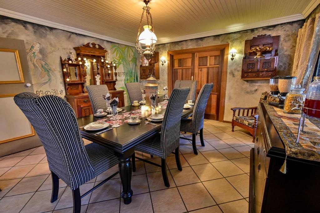 Iszis Guest House บลูมฟอนเทน ภายนอก รูปภาพ